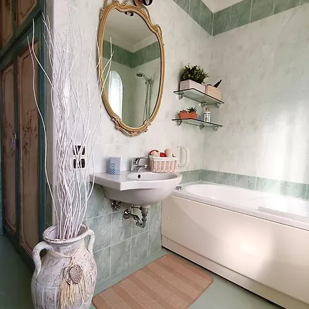 Cortemaggio Bed and breakfast 3*